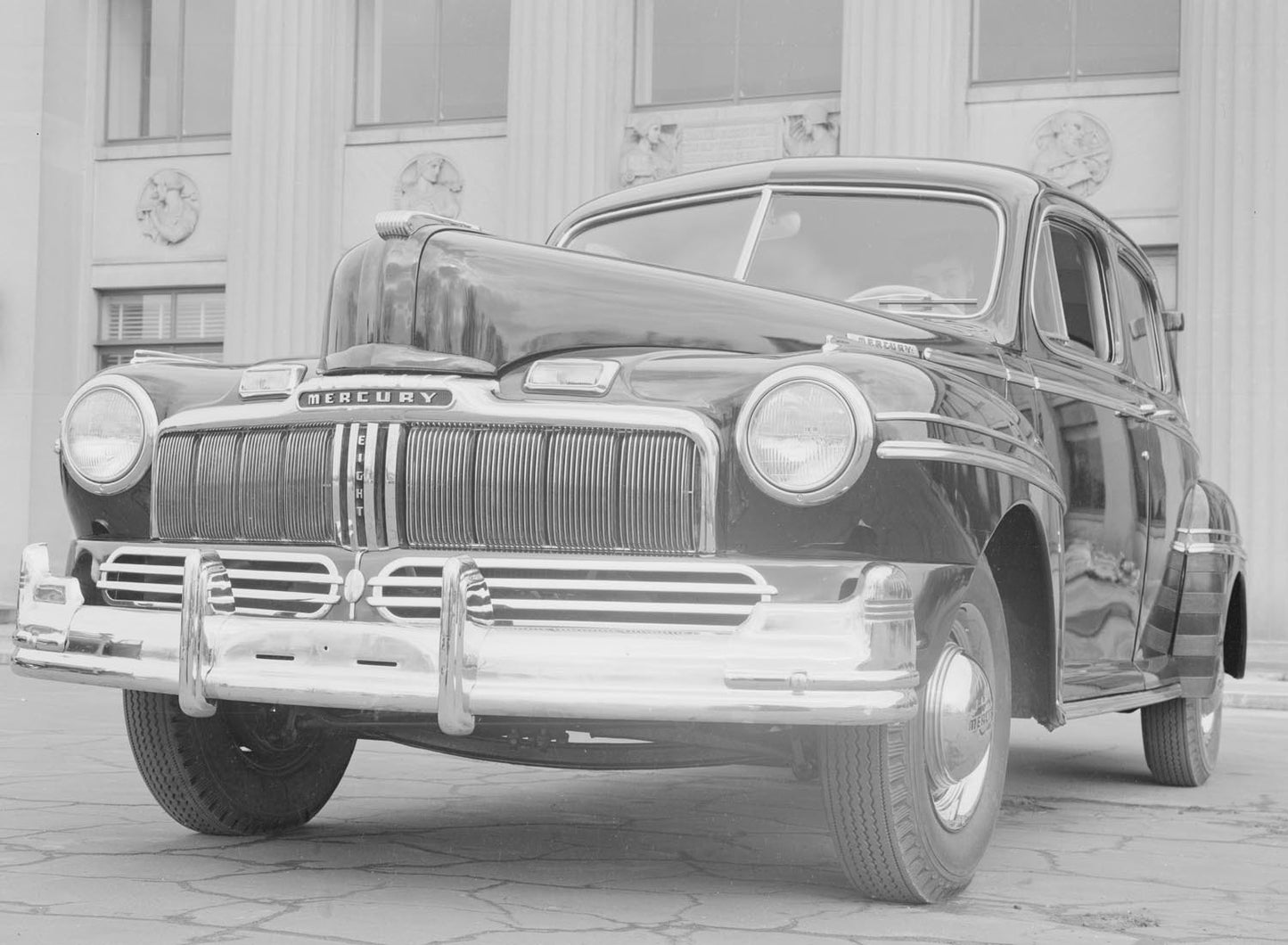 1948 Mercury four door sedan 0401-1103