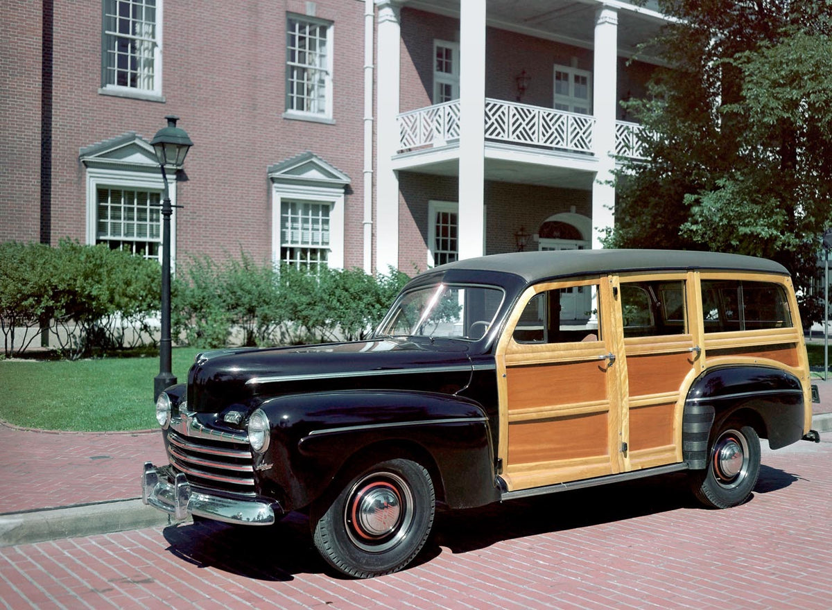 1946 Ford station wagon 0401-1333