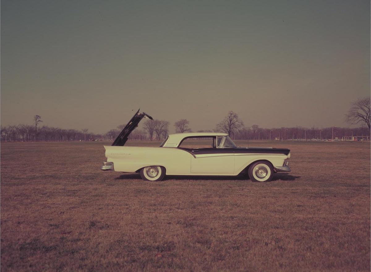 1957 Ford Skyliner 0401-1866
