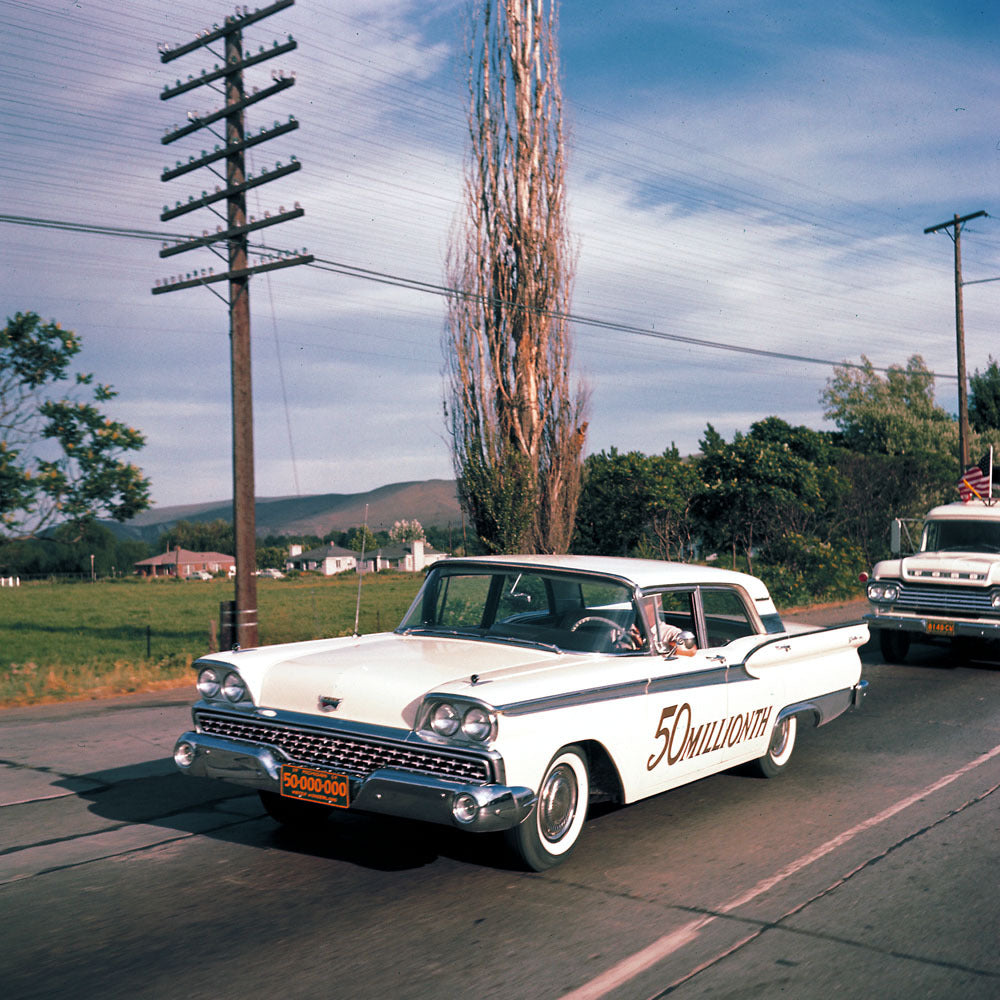 1959 recreation of 1909 New York to Seattle race 0401-2073