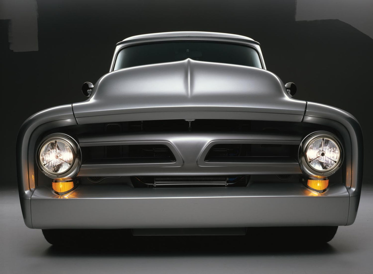2002 Ford FR 100 concept truck 0401-2410