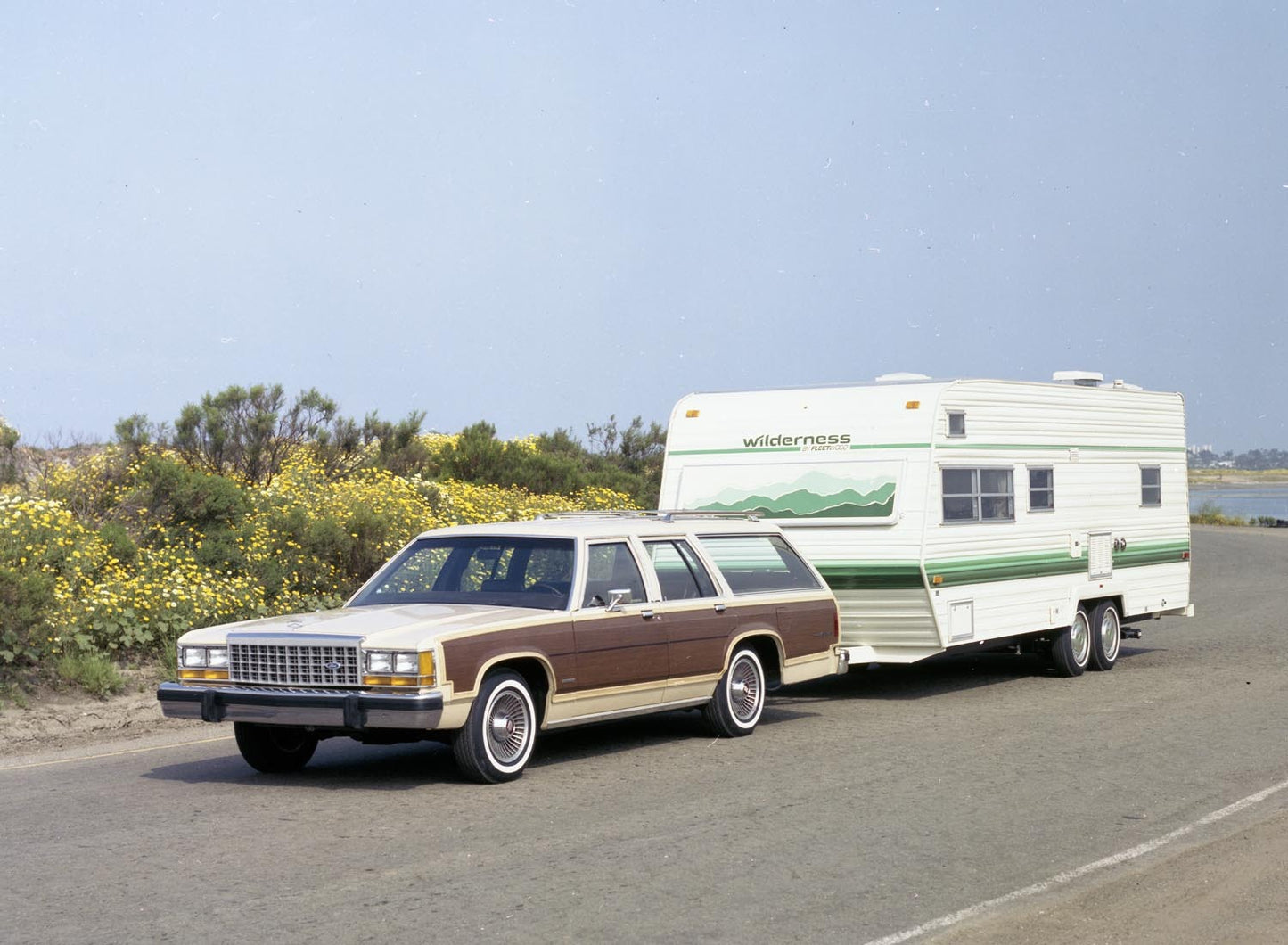 1984 Ford LTD Crown Victoria Wagon 0401-3716