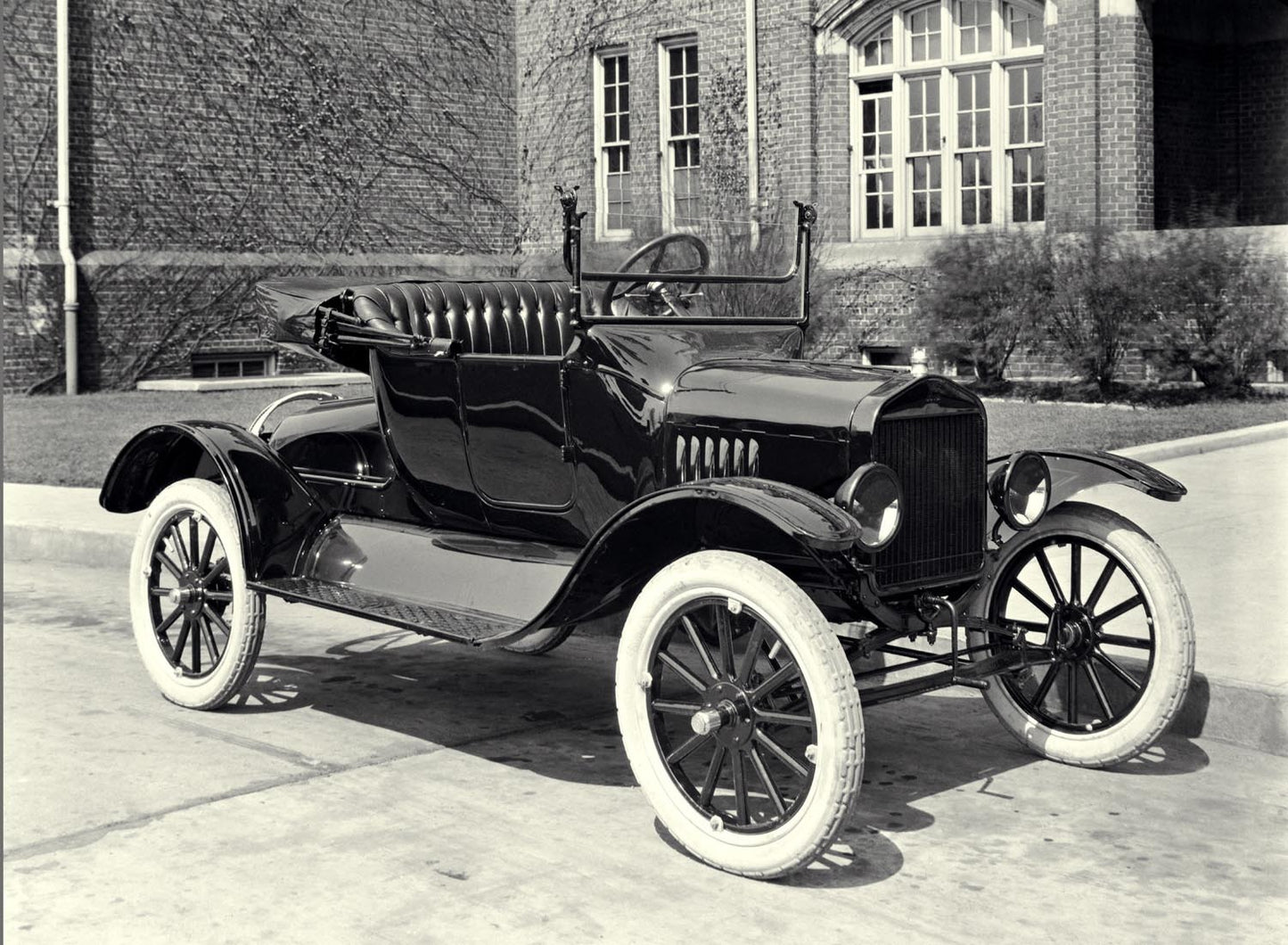 1921 Ford Model T Roadster 0401-5283