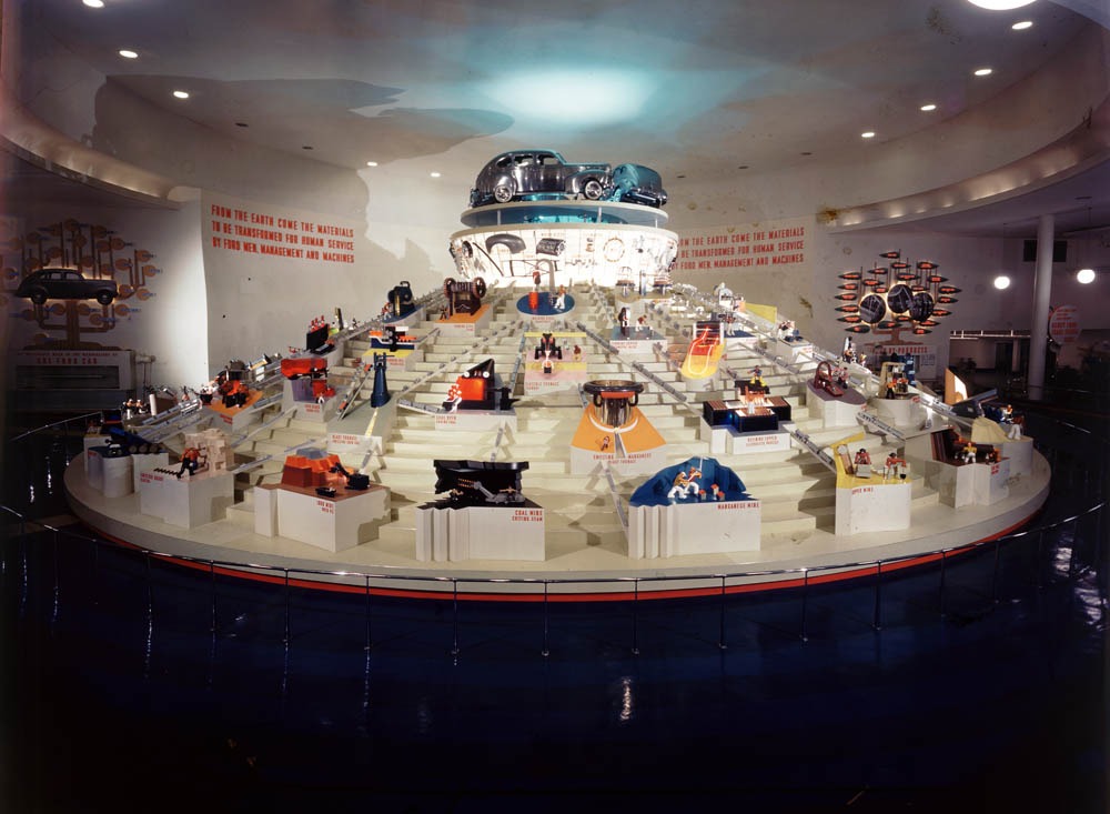 1940 Ford exhibit at New York Worlds Fair
