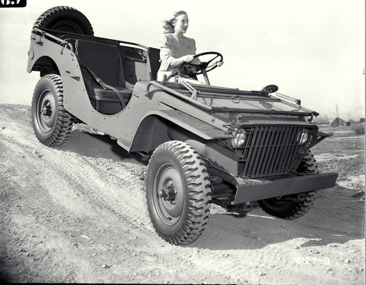 1941 Ford Blitz Buggy with Evelyn Keyes 0401-5383