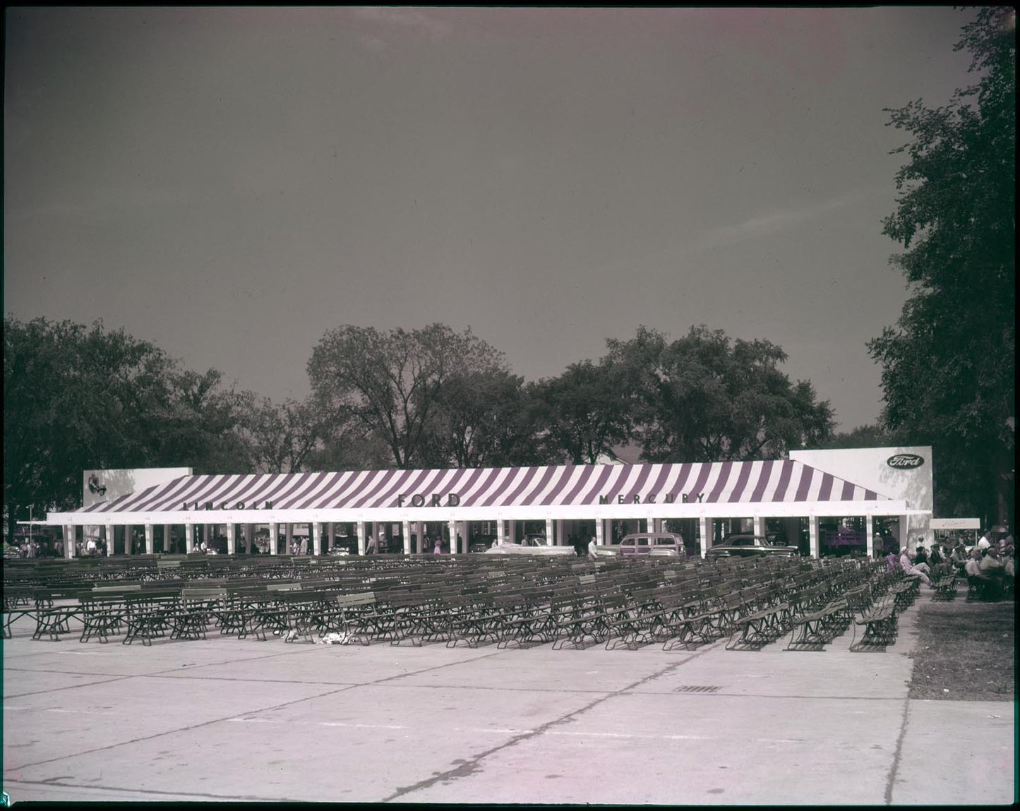 1947 Ford Exhibit Building at Michigan State Fair 0401-5774