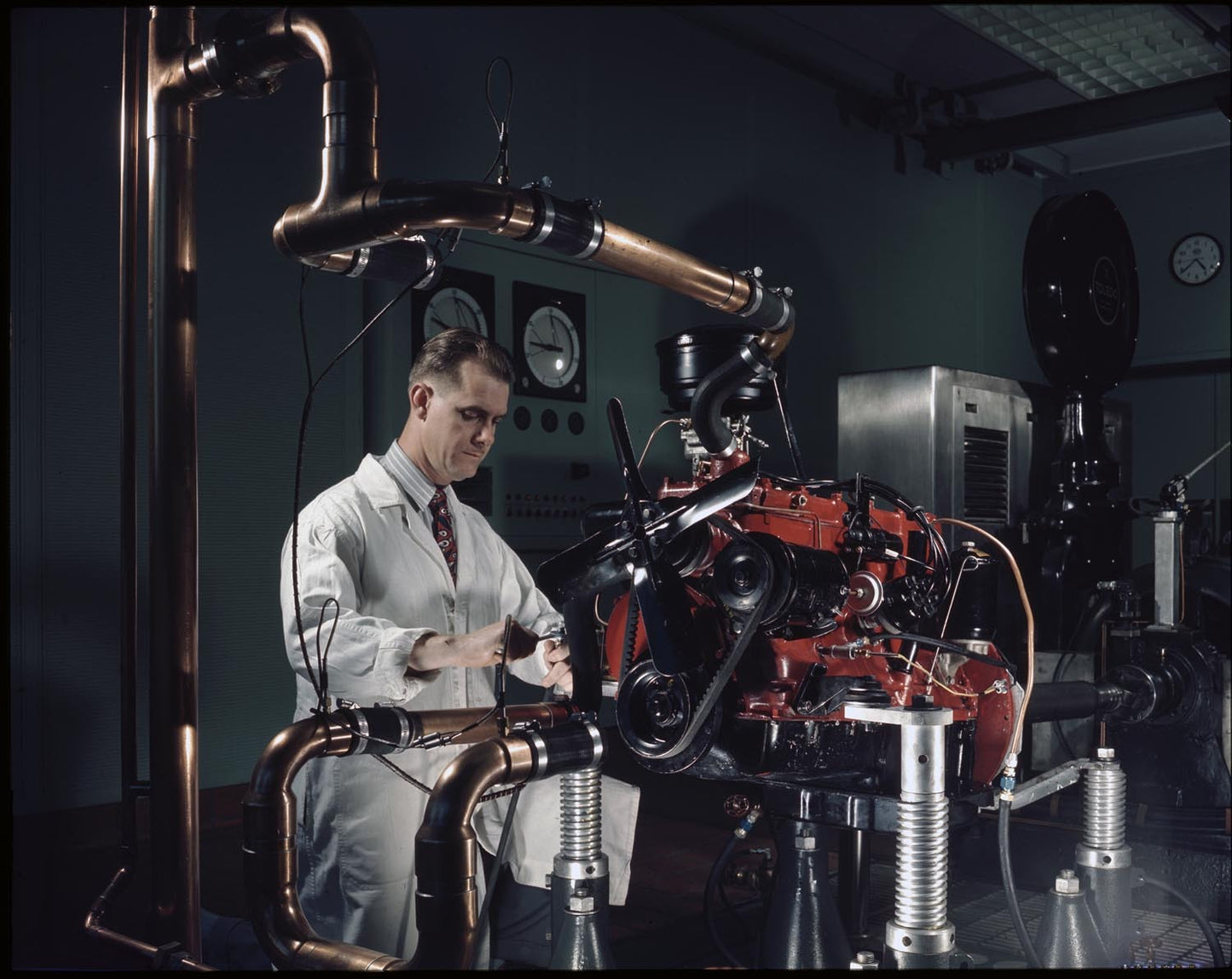 1949 Ford Dynamometer Building engine test cell 0401-5869