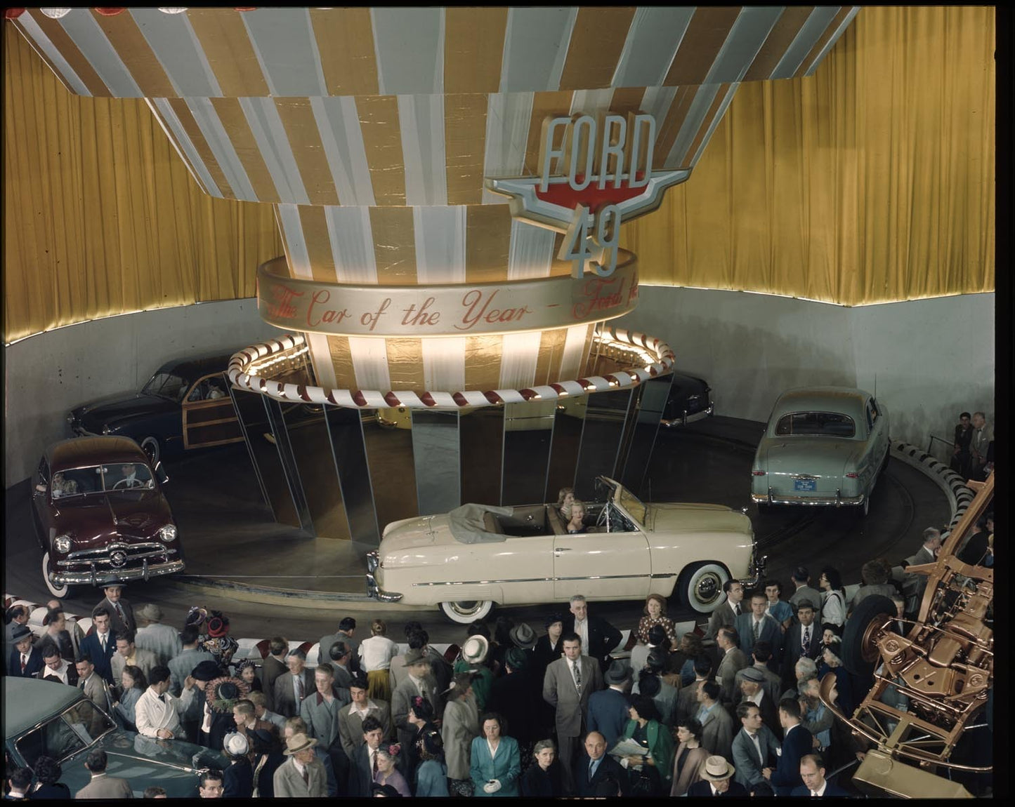 1949 Ford Models introduction at Waldorf Astoria June 14 1948 0401-5900