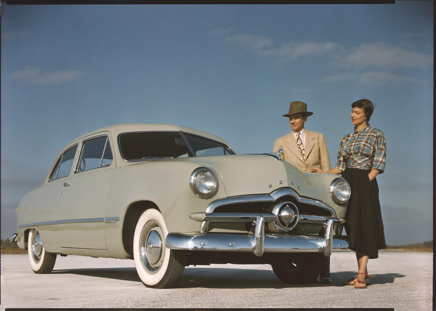 1949 Ford two door 0401-5912