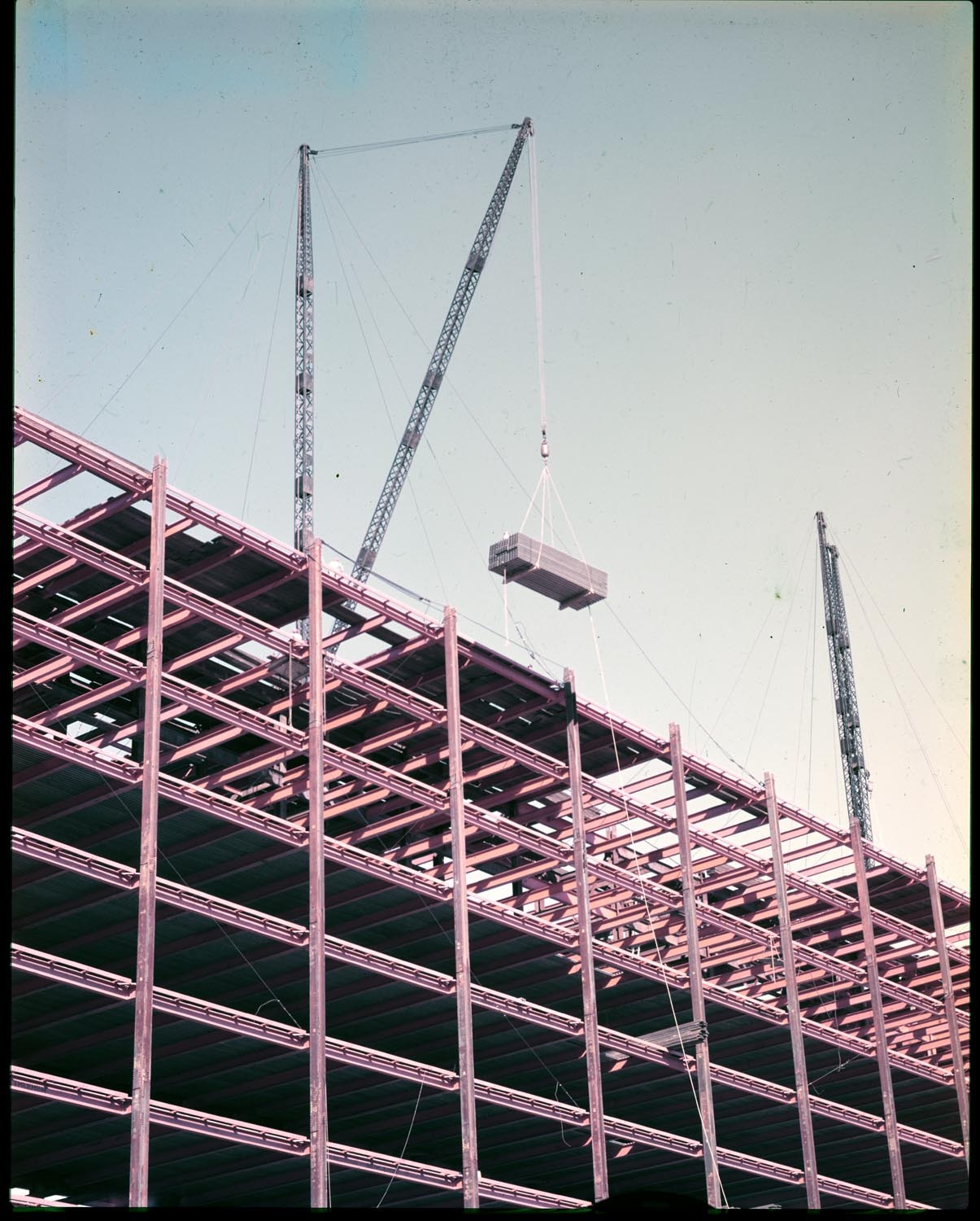 1954 Ford World Headquarters Building under constr 0401-6393