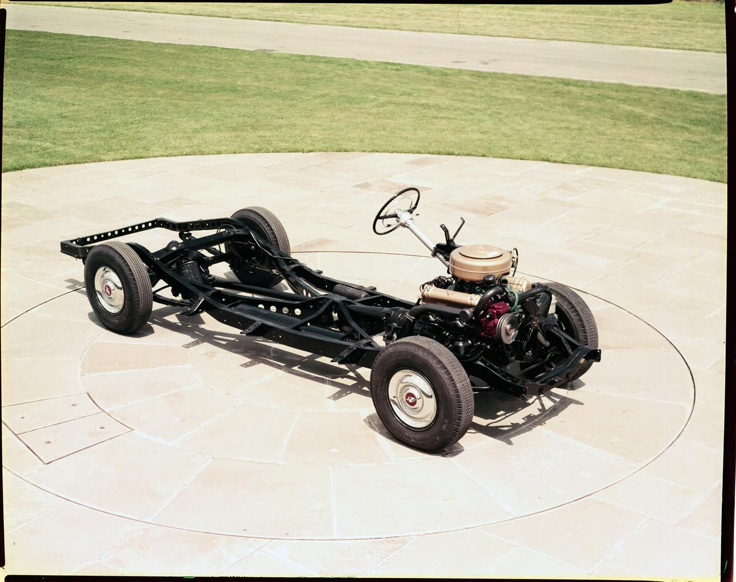 1955 Lincoln chassis with new automatic transmissi 0401-6605