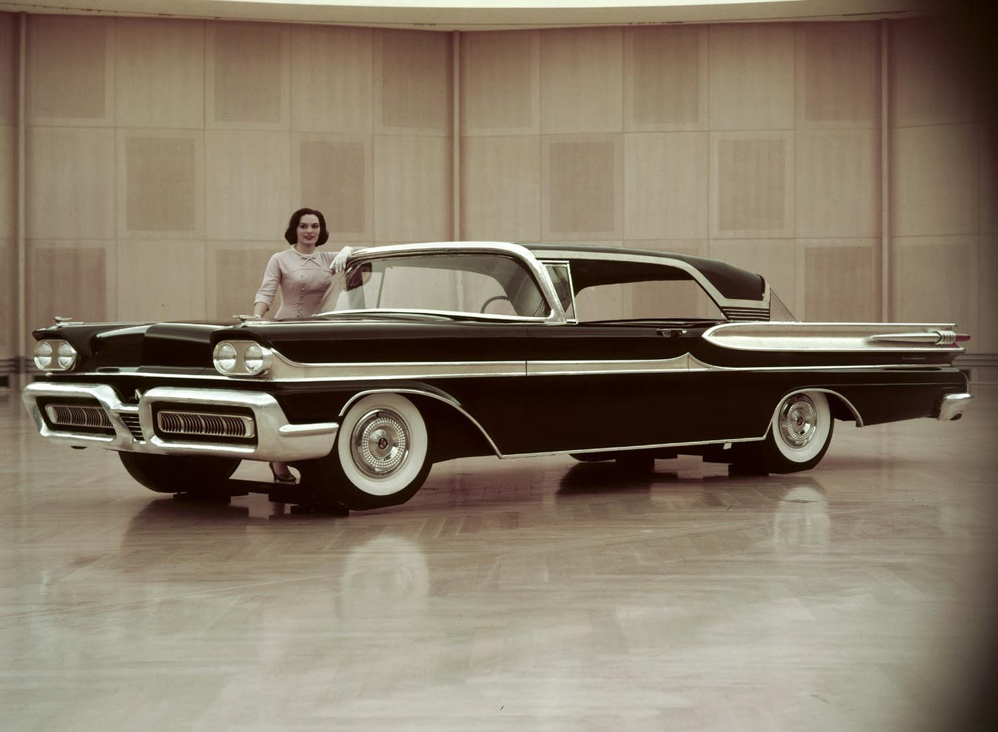 1958 Mercury Phaeton clay model 0401-7111