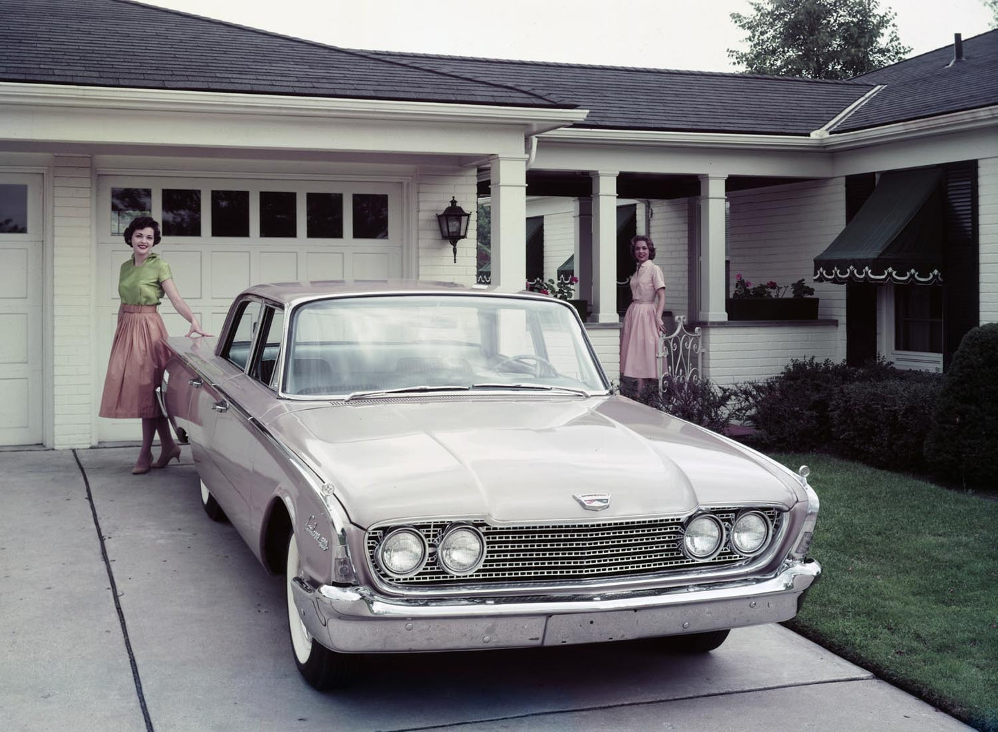 1960 Ford Fairlane 500 four door sedan 0401-7263