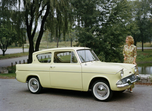 1961 Ford (England) Anglia two door sedan 0401-7360