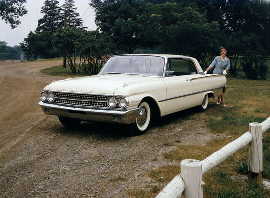 1961 Ford Club Victoria 0401-7363
