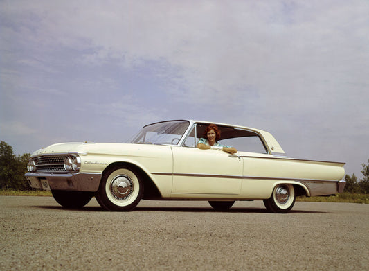 1961 Ford Club Victoria 0401-7364