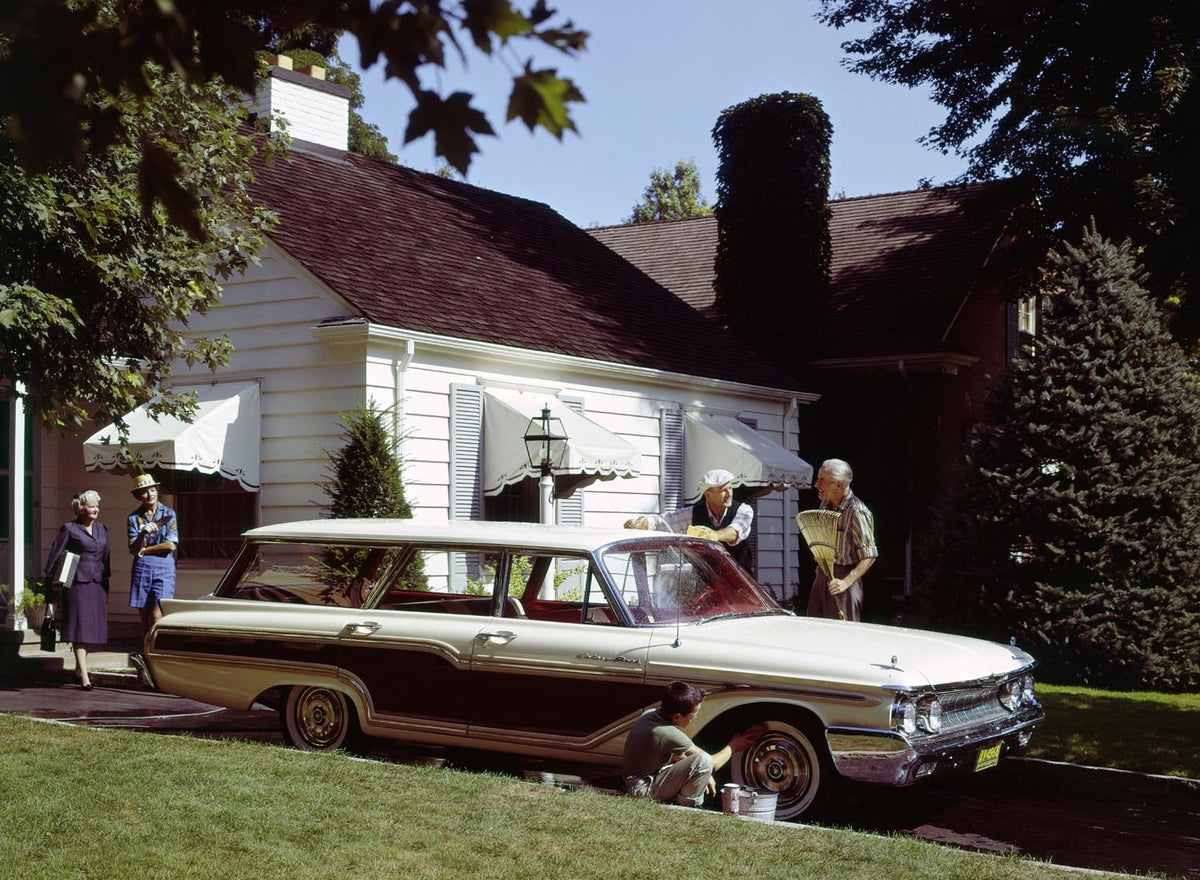 Ford Motor Company archival image documenting 1961 Mercury Colony Park station wagon.