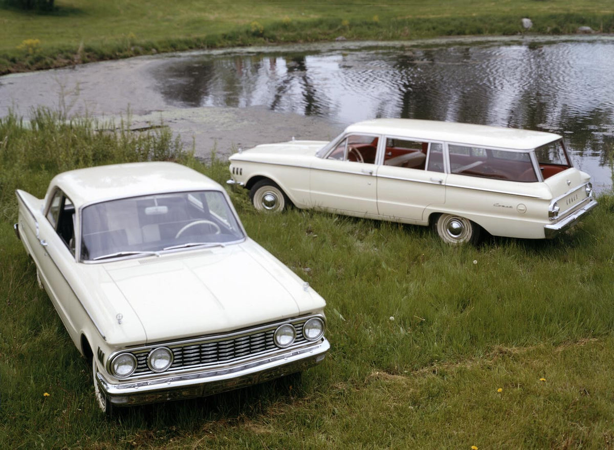 Ford Motor Company archival image documenting 1961 Mercury Comet sedan and station wagon.