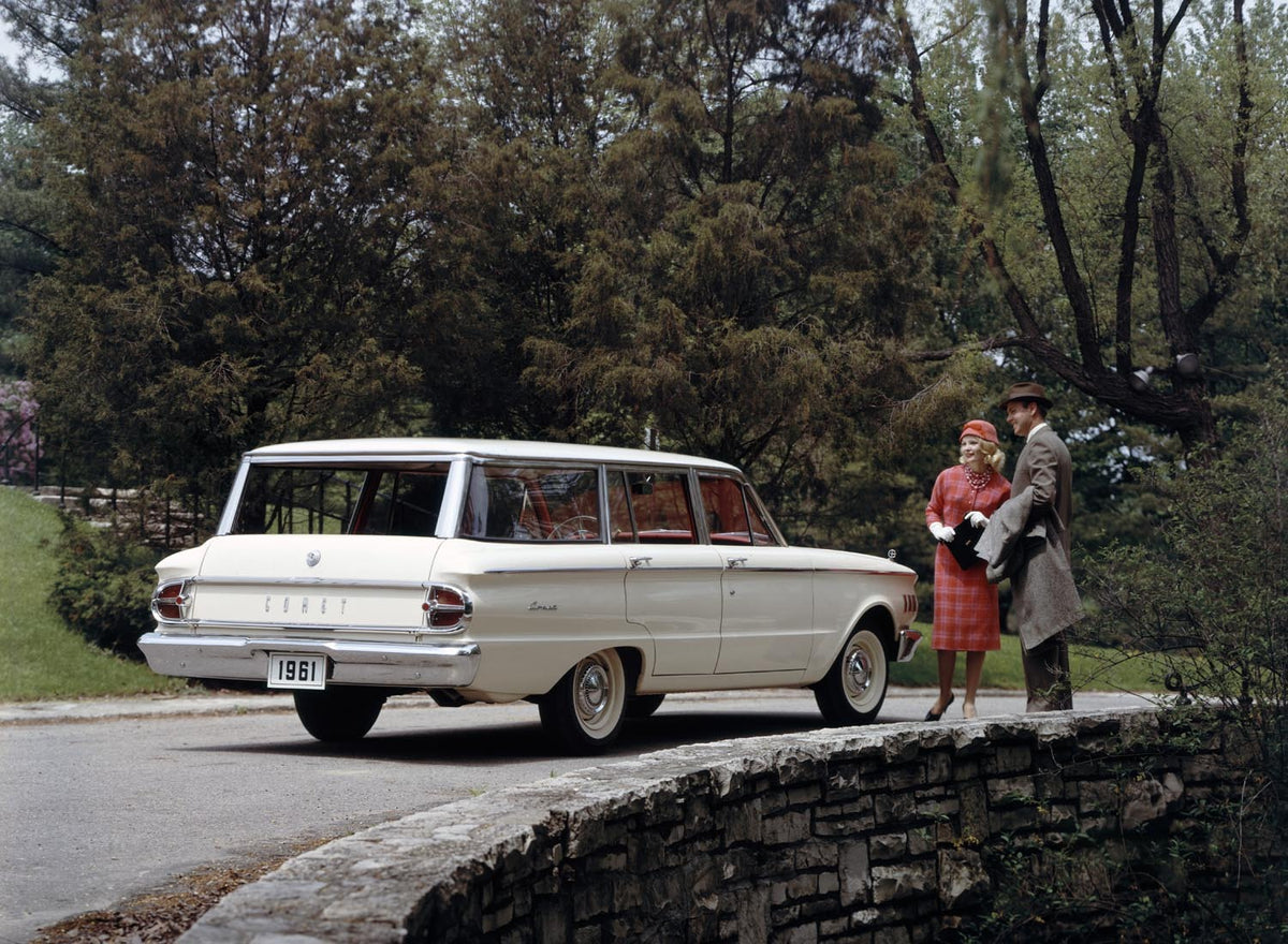 Original archival image documenting 1961 Mercury Comet station wagon.