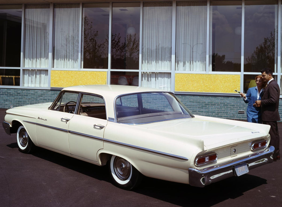 Ford Motor Company archival image documenting 1961 Mercury Meteor 600 four door sedan.