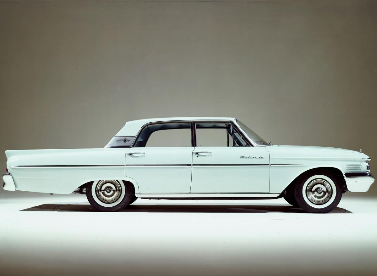 Ford Motor Company archival image documenting 1961 Mercury Meteor 800 two door sedan.