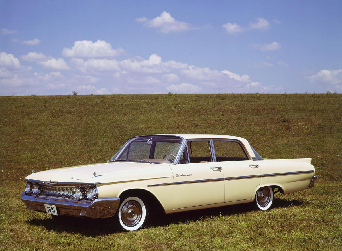 Original archival image documenting 1961 Mercury Meteor four door sedan.