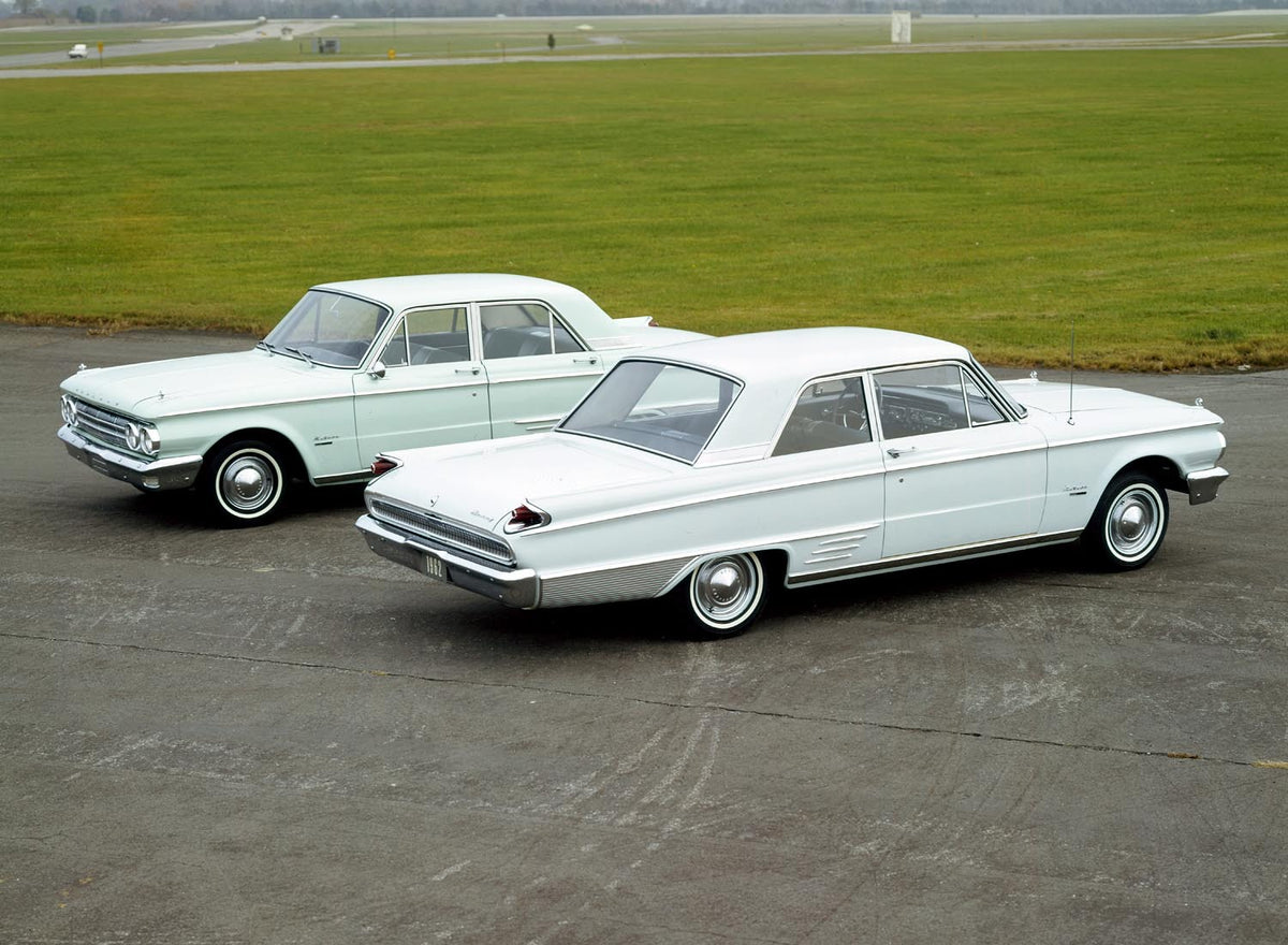 Original archival image documenting 1962 Mercury Meteor two and four door sedans.