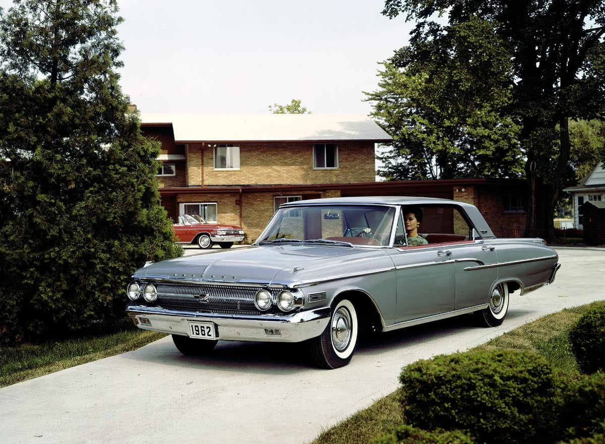 Ford Motor Company archival image documenting 1962 Mercury Monterey four door hardtop.