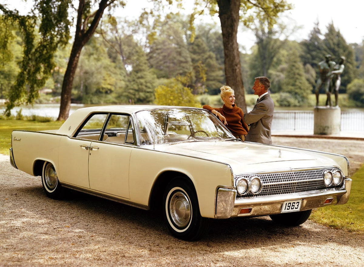 Original archival image documenting 1963 Lincoln Continental four door sedan.
