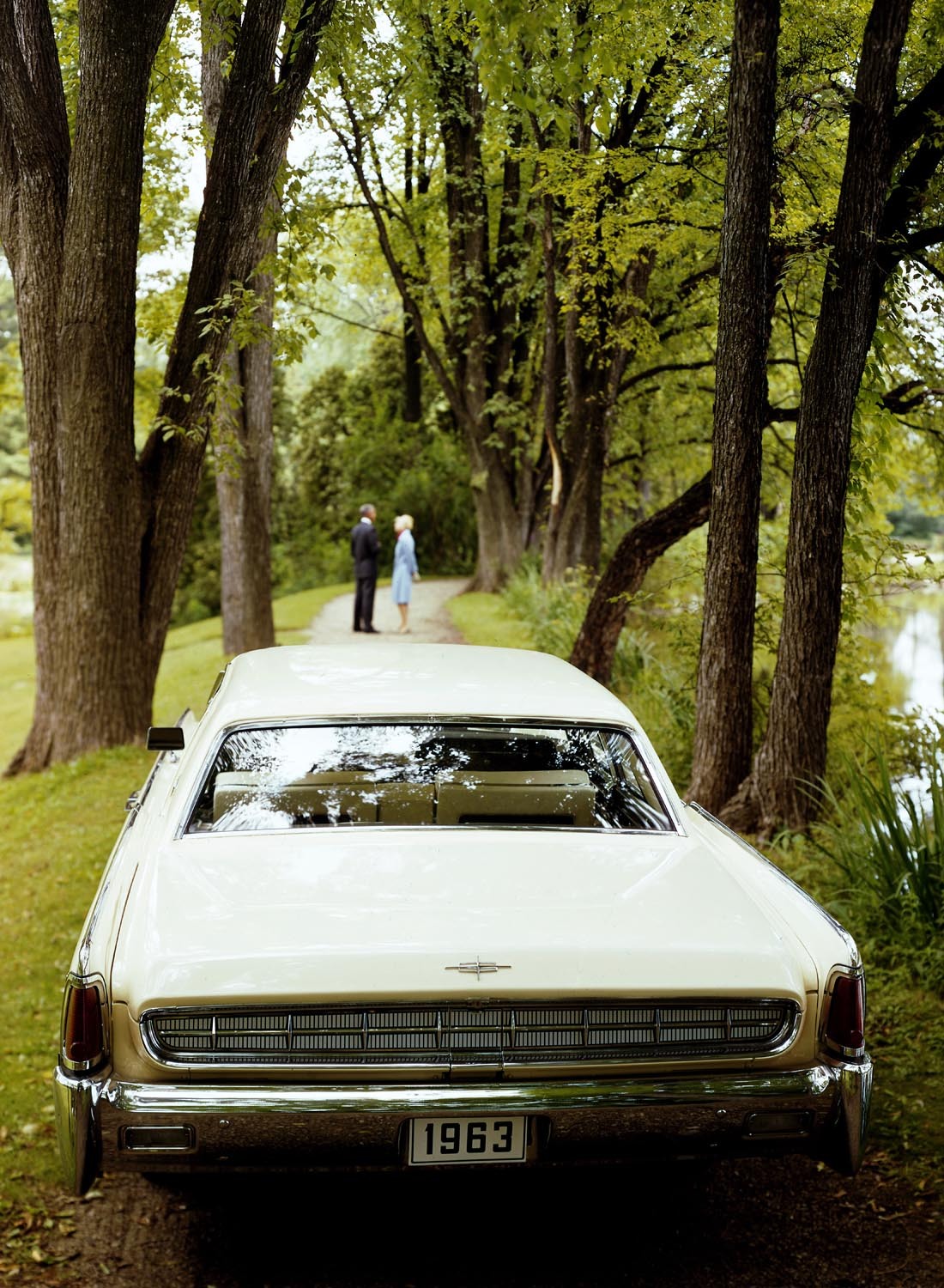 Original archival image documenting 1963 Lincoln Continental four door sedan.