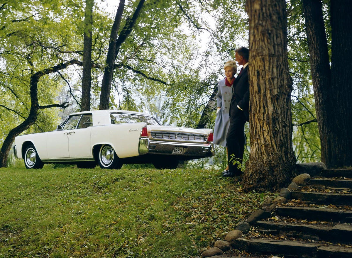 Original archival image documenting 1963 Lincoln Continental four door sedan.