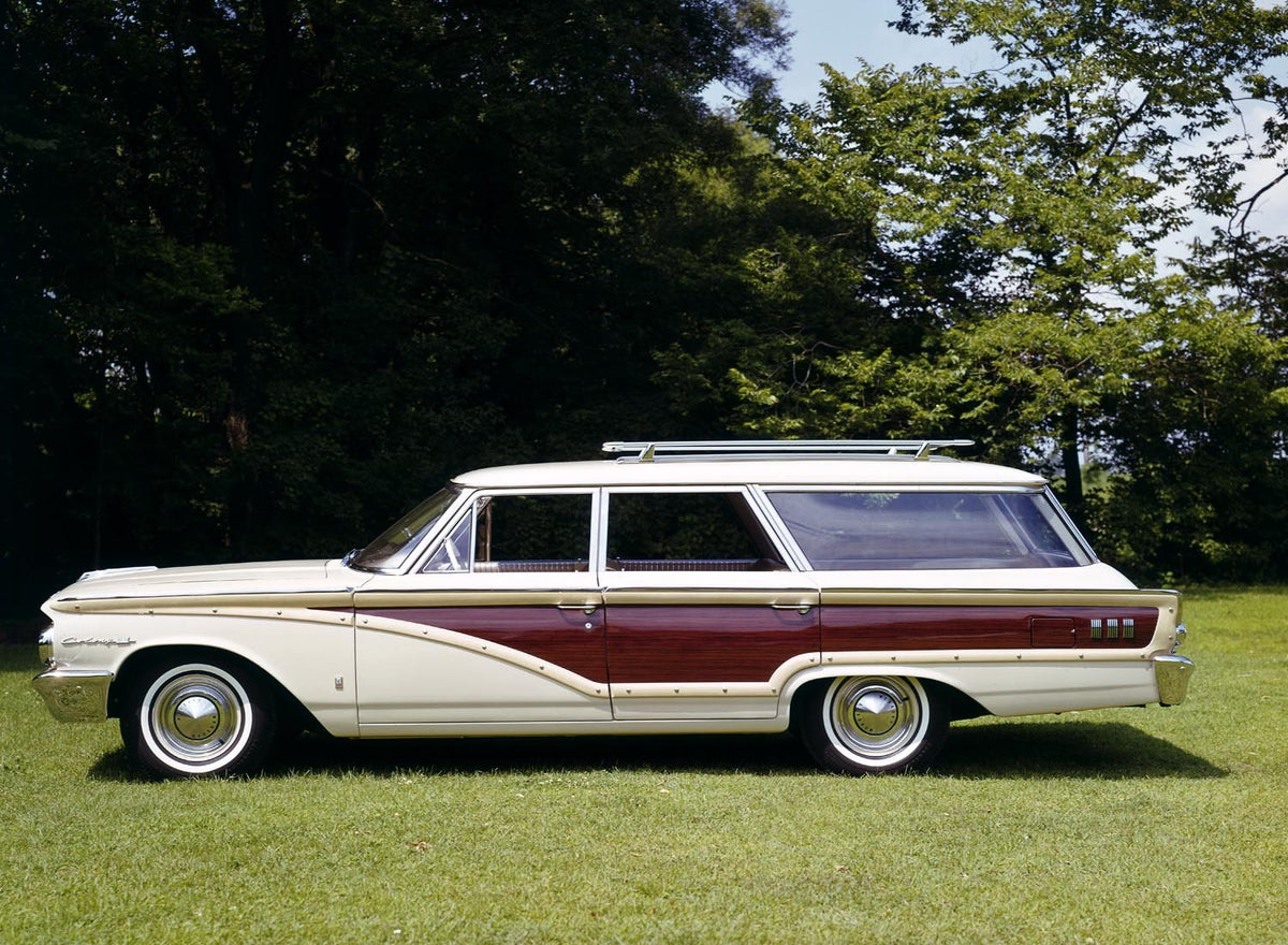 Ford Motor Company archival image documenting 1963 Mercury Meteor Country Cruiser station wagon.