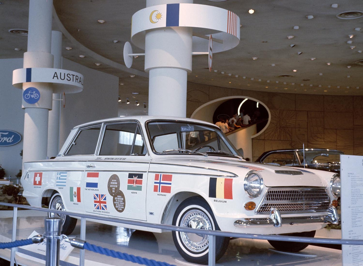 1964 Ford (England) Cortina International Car of t 0401-7661