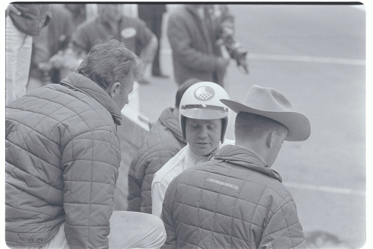 0401-9886