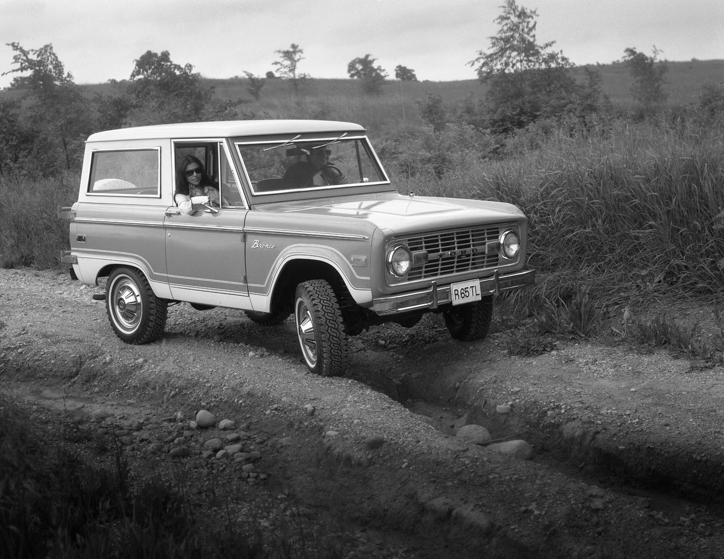 Ford Bronco 0404-5050