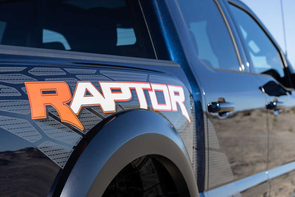 2023 F-150 Raptor R exterior Antimatter Blue 0404-7232