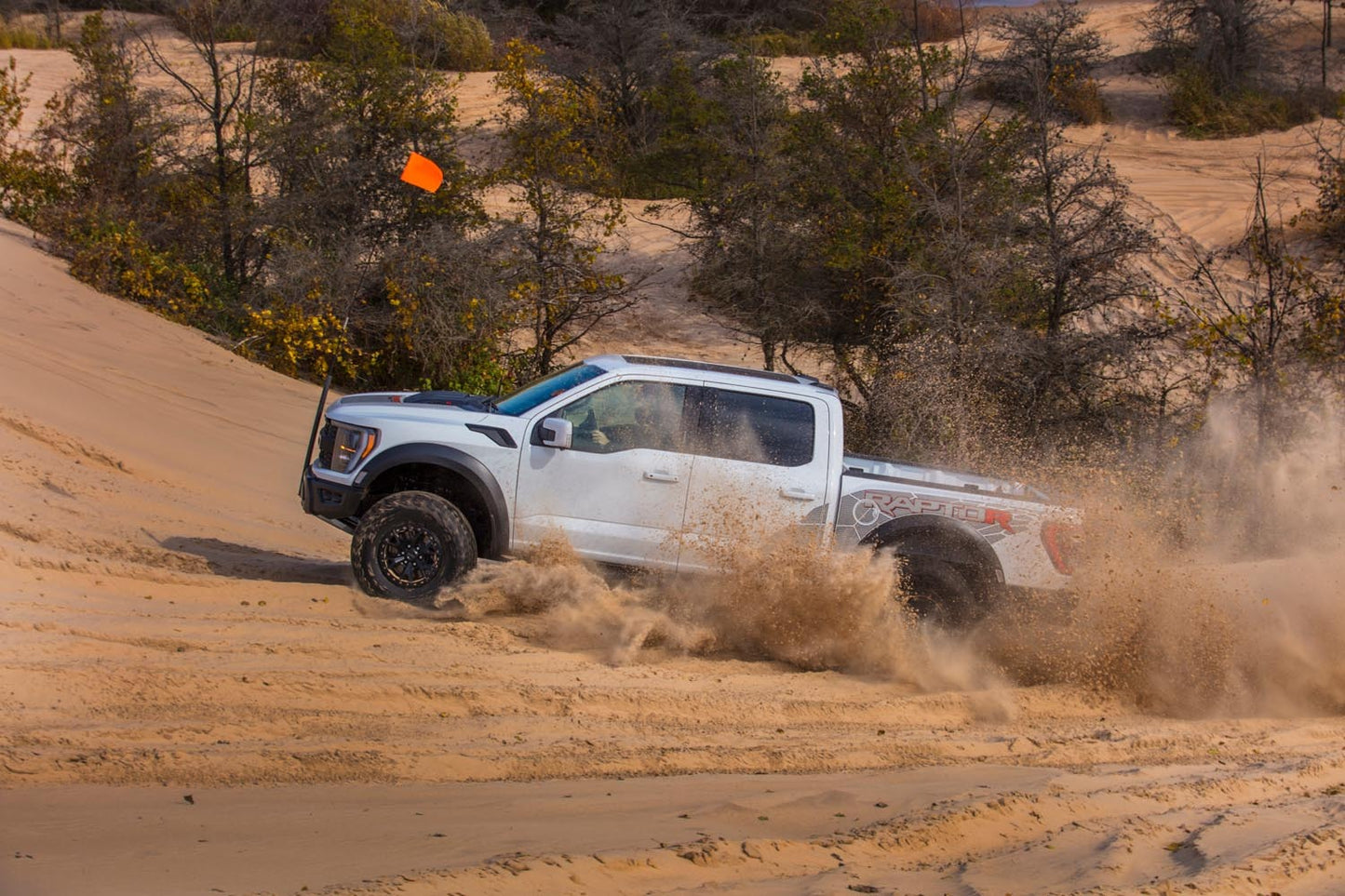 2023 F-150 Raptor R Media Drive 19 0404-7270