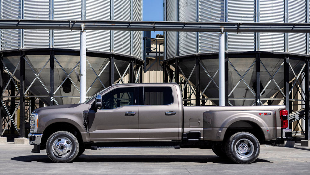 2023 Ford Super Duty F 350 Lariat 05 0404-7279