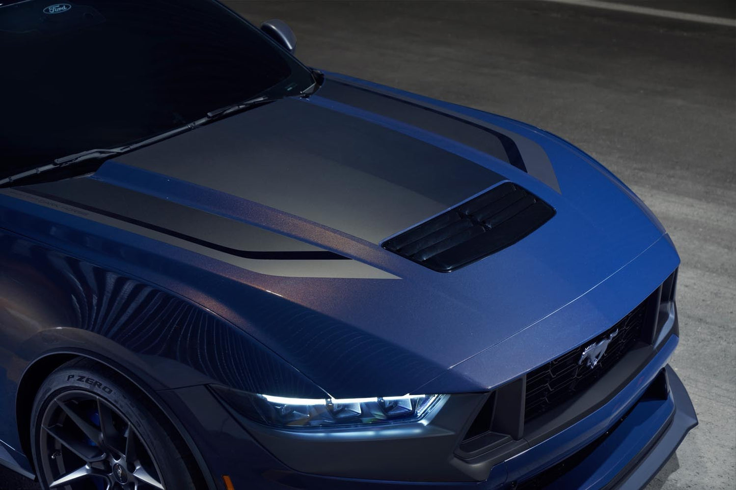 Mustang Dark Horse 0404-7333