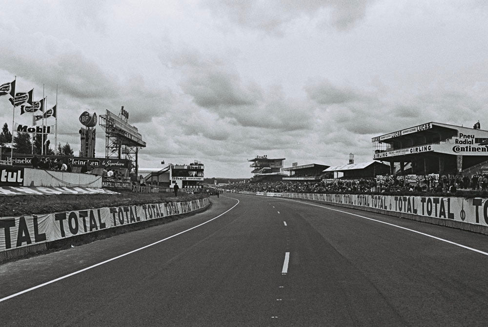 1966 Le Mans - Le Mans (Track Photo) 0999-0083