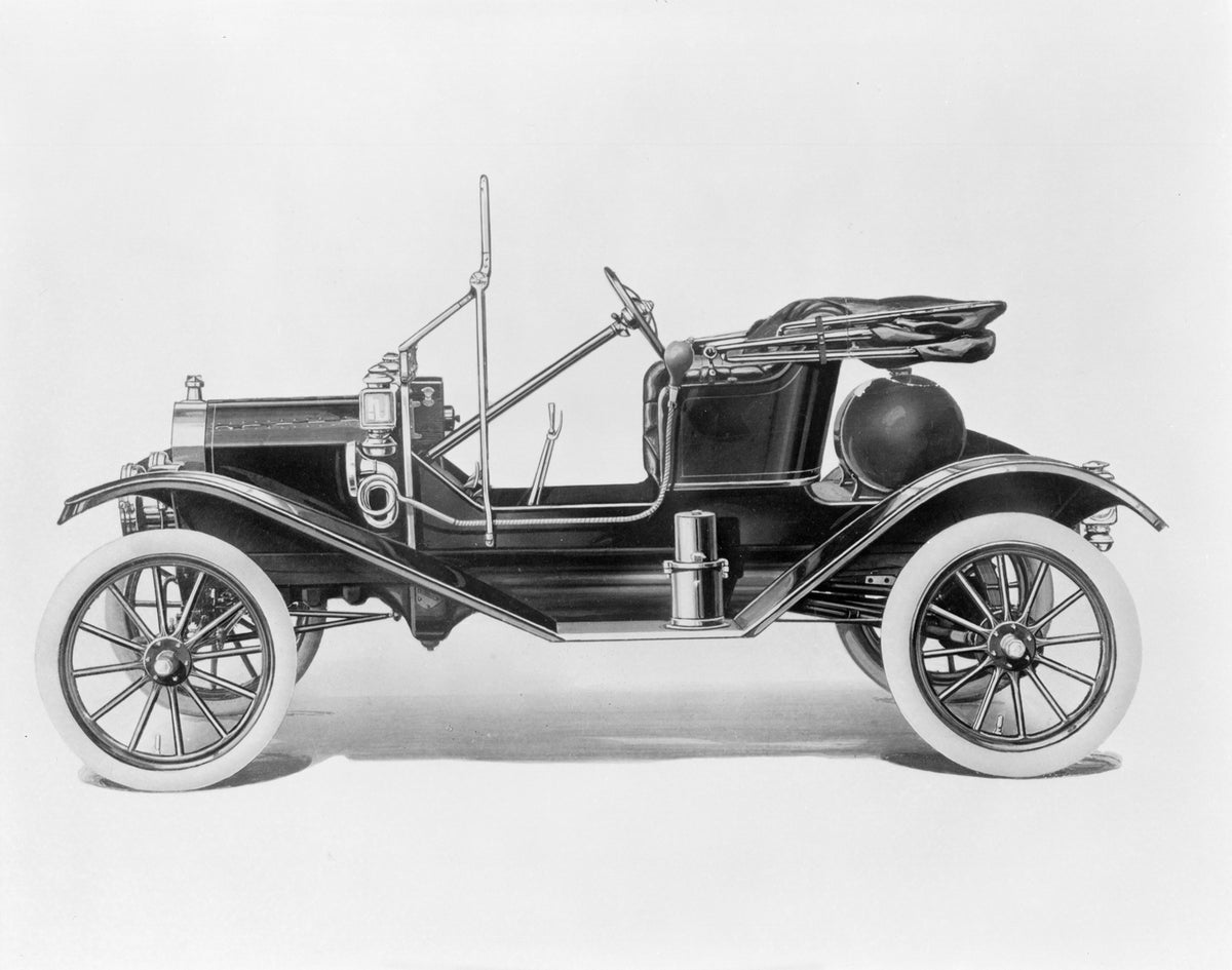 This archival image documents the 1911 Ford Model T Torpedo Runabout and is preserved in the Ford Heritage Vault as part of Ford Motor Company's historic photographic archive. Free for personal, non-commercial use. Ford Heritage Vault reference AR...