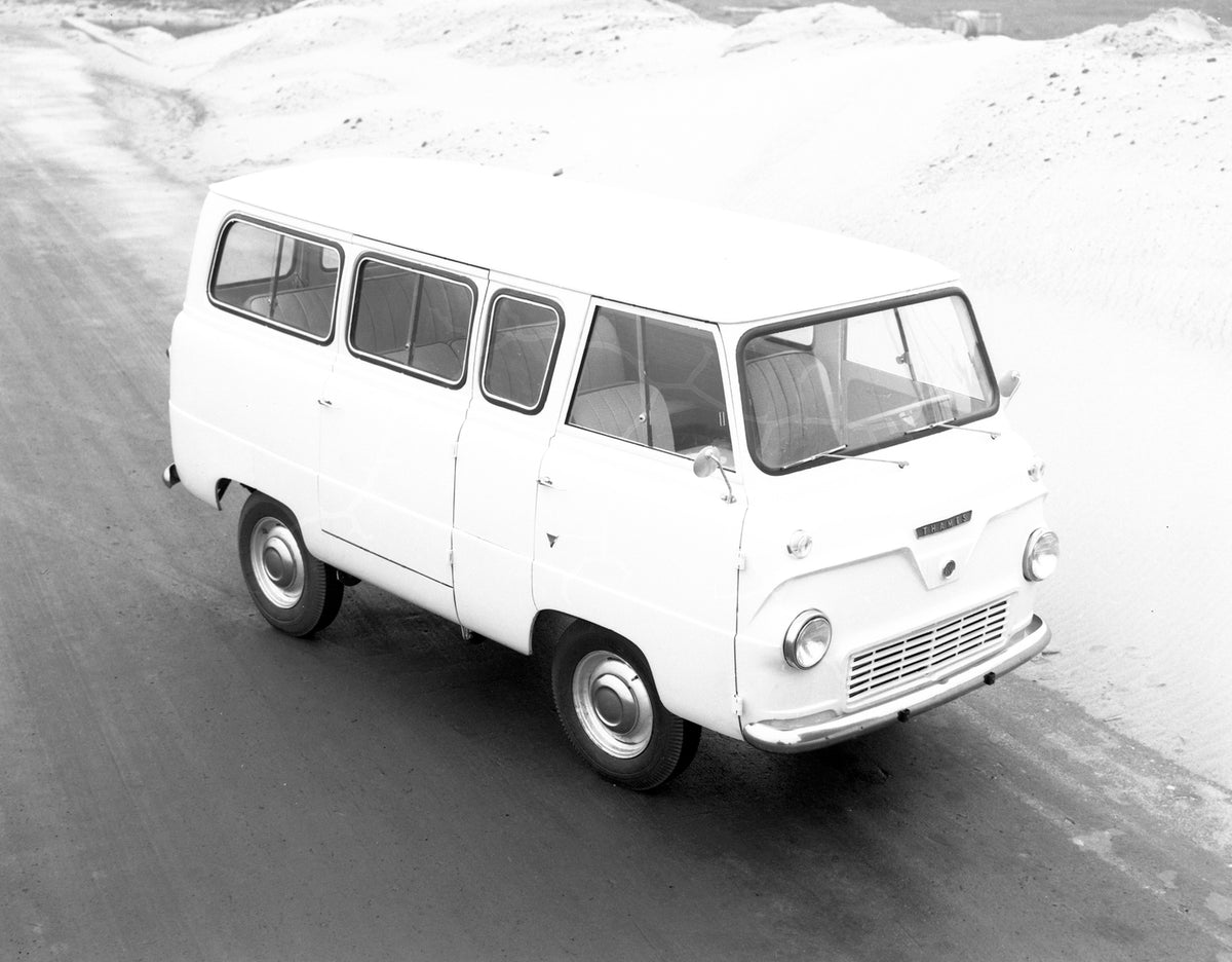 This archival image documents the 1958 Ford Thames 400e van and is preserved in the Ford Heritage Vault as part of Ford Motor Company's historic photographic archive. Free for personal, non-commercial use. Ford Heritage Vault reference AR-2000-213...
