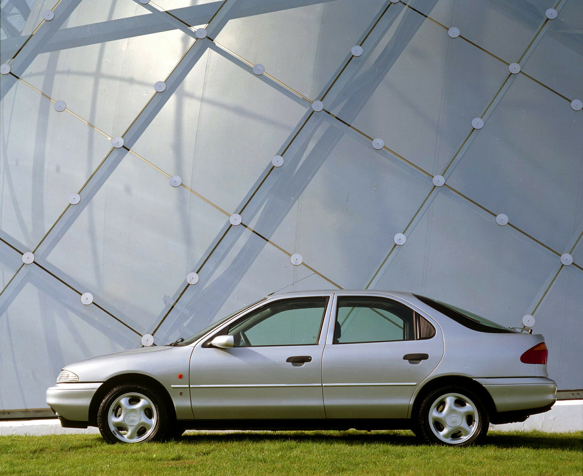 This archival image documents the 1992 Ford Mondeo Mark I side view in front of scenic scultpure in Paris and is preserved in the Ford Heritage Vault as part of Ford Motor Company's historic photographic archive. Free for personal, non-commercial ...
