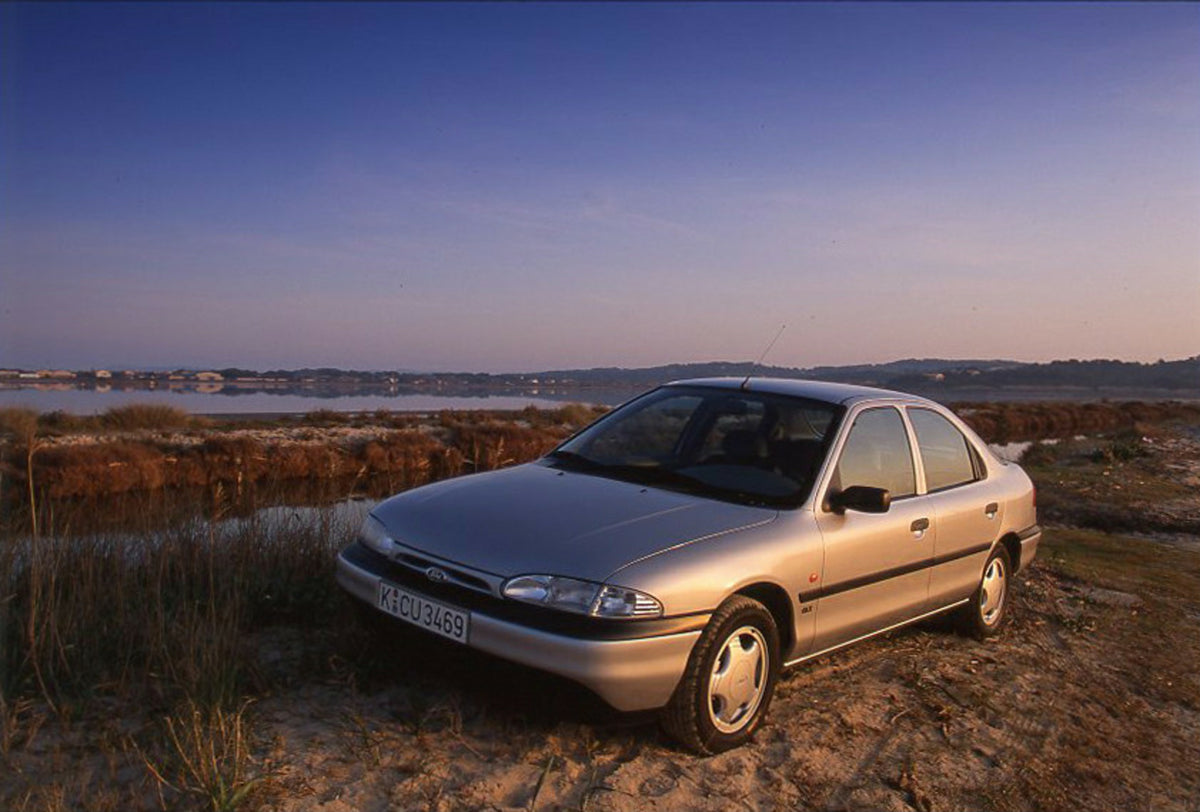 This archival image documents the 1993 Ford Mondeo Mark I in scenic marsh in Nice and is preserved in the Ford Heritage Vault as part of Ford Motor Company's historic photographic archive. Free for personal, non-commercial use. Ford Heritage Vault...
