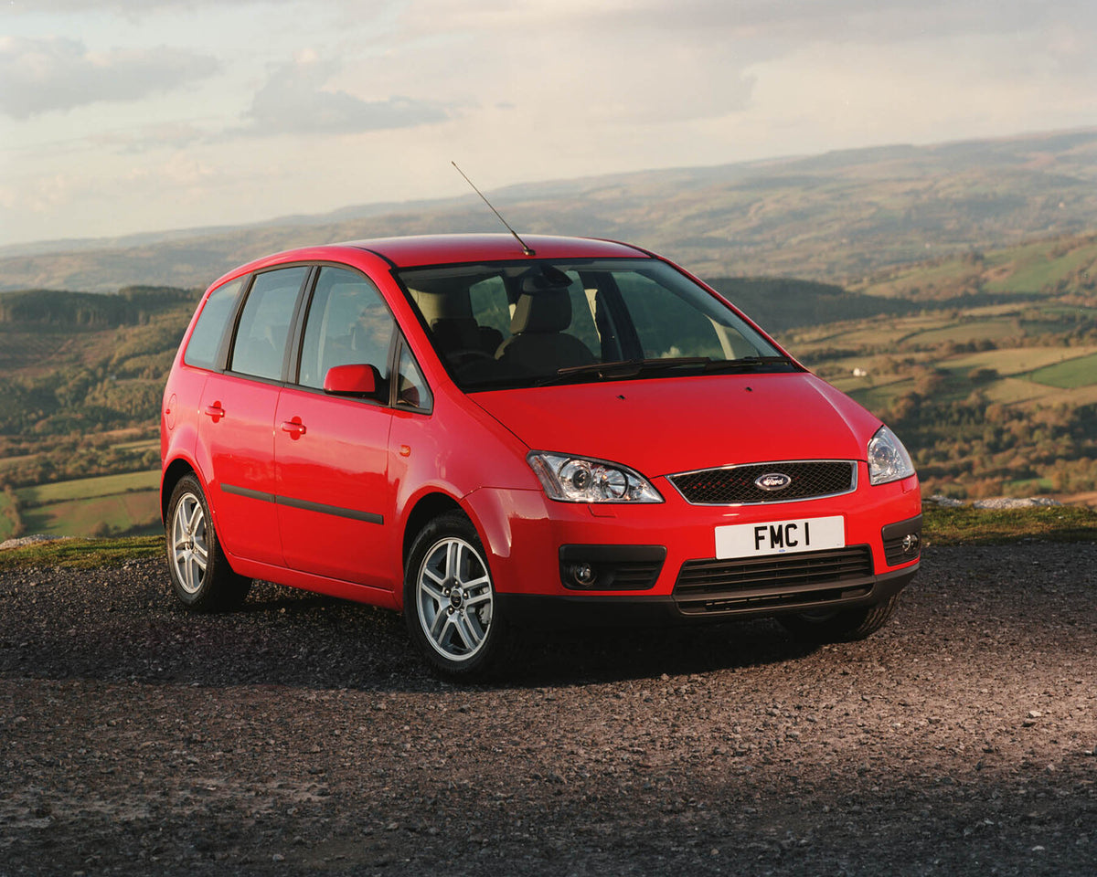 This archival image documents the 2003 Ford C-Max Mark I on scenic overlook and is preserved in the Ford Heritage Vault as part of Ford Motor Company's historic photographic archive. Free for personal, non-commercial use. Ford Heritage Vault refer...