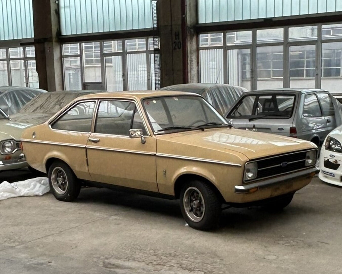 This archival image documents the 1977 Ford Escort Mk II and is preserved in the Ford Heritage Vault as part of Ford Motor Company's historic photographic archive. Free for personal, non-commercial use. Ford Heritage Vault reference AR-2024-9.2.39.
