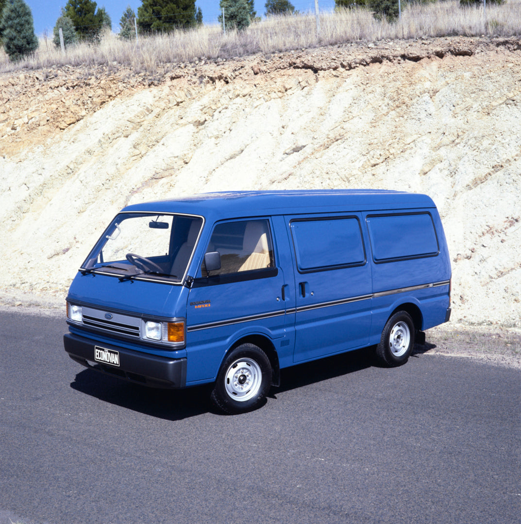 This archival image documents the 1984 Ford Econovan MAXi Passenger Side Profile on Country Road FAP-2011-3 and is preserved in the Ford Heritage Vault as part of Ford Motor Company's historic photographic archive. Free for personal, non-commercia...