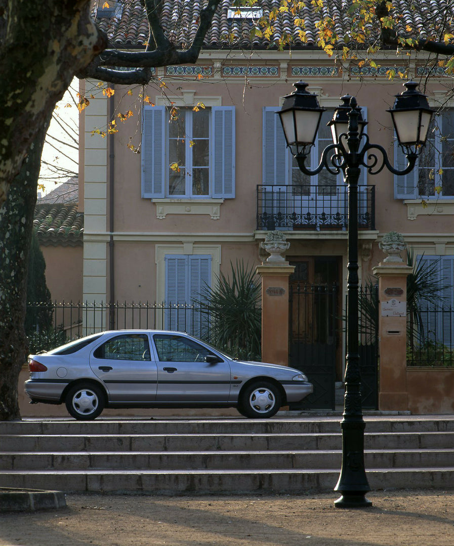 This archival image documents the 1993 Ford Mondeo Mark I side view in front of scenic house in Nice and is preserved in the Ford Heritage Vault as part of Ford Motor Company's historic photographic archive. Free for personal, non-commercial use. ...