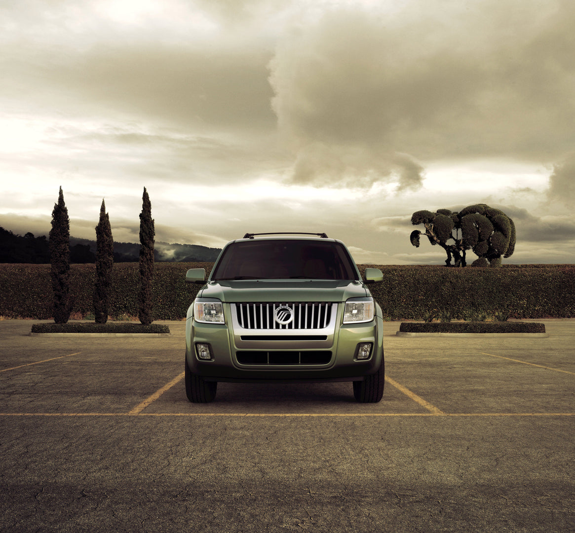 This archival image documents the 2007 Mercury Mariner and is preserved in the Ford Heritage Vault as part of Ford Motor Company's historic photographic archive. Free for personal, non-commercial use. Ford Heritage Vault reference AR-2008-8.1.12.515.