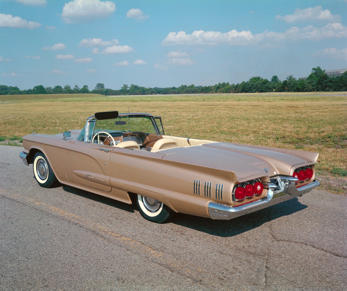 This archival image documents the 1960 Ford Thunderbird convertible scenic and is preserved in the Ford Heritage Vault as part of Ford Motor Company's historic photographic archive. Free for personal, non-commercial use. Ford Heritage Vault refere...